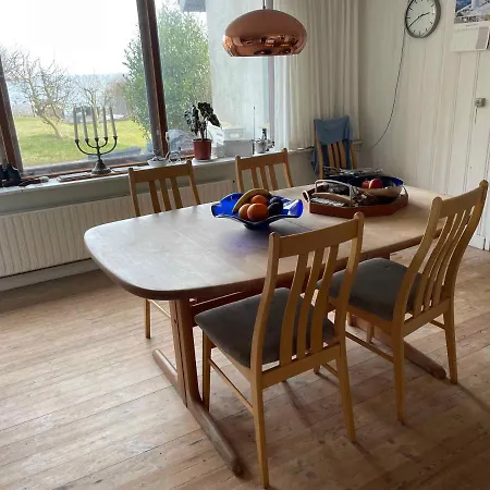 Nicely Located With A View And Access To The Water Villa