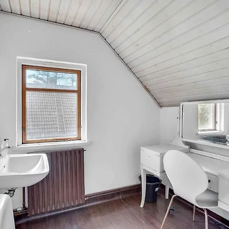 Nicely Located With A View And Access To The Water Villa *